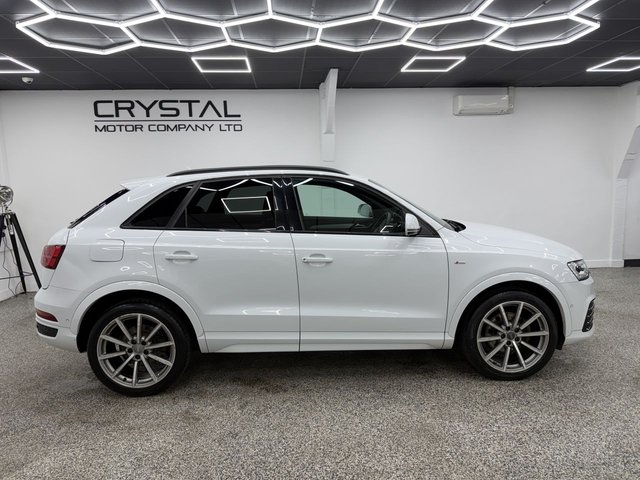 View our AUDI Q3