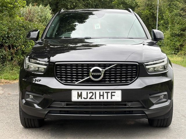 View our VOLVO XC40