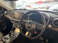 USED 2023 72 MG MG HS 1.5 T-GDI Exclusive SUV 5dr Petrol DCT Euro 6 (s/s) (162 ps)+2 KEYS+1 OWNER FROM NEW+NAV+HISTORY+FULL LEATHER HEATED SEATS+POWER BOOT+SUNROOF+BLUETOOTH+18