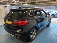 USED 2023 72 MG MG HS 1.5 T-GDI Exclusive SUV 5dr Petrol DCT Euro 6 (s/s) (162 ps)+2 KEYS+1 OWNER FROM NEW+NAV+HISTORY+FULL LEATHER HEATED SEATS+POWER BOOT+SUNROOF+BLUETOOTH+18