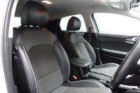 USED 2022 22 KIA XCEED 1.6 GDi 8.9kWh 3 SUV 5dr Petrol Plug-in Hybrid DCT Euro 6 (s/s) (139 bhp) HISTORY+1 OWNER+HEATED SEATS