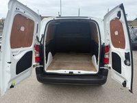 USED 2021 21 VAUXHALL COMBO 1.5 Turbo D 2300 Dynamic Panel Van 4dr Diesel Manual L1 H1 Euro 6 (100 ps) 1 OWNER FROM NEW* 4 STAMP SERVICE HISTORY* PARKING SENSORS* CRUISE CONTROL* TRACTION CONTROL* AIR CON* BLUETOOTH PHONE AND AUDIO* DAB* USB* APPLE CARPLAY* ANDROID AUTO* REMOTE CENTRAL LOCKING WITH 2 KEYS