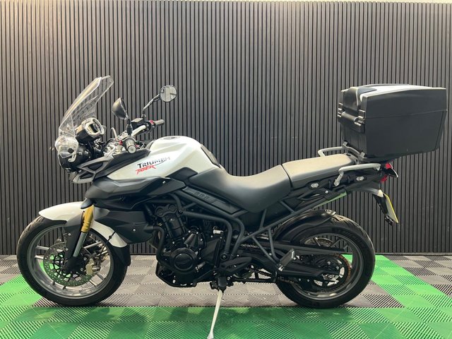 View our TRIUMPH TIGER 800