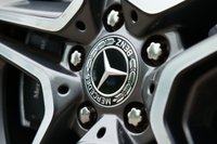 USED 2024 24 MERCEDES-BENZ GLE 2.0 GLE400e 31kWh AMG Line SUV 5dr Petrol Plug-in Hybrid G-Tronic 4MATIC Euro 6 (s/s) (375 ps) OBSIDIAN BLACK METALLIC PAINTWORK + 360 CAMERA + BURMESTER + SEAT KINETICS