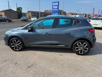 USED 2018 68 RENAULT CLIO 1.5 dCi Play Hatchback 5dr Diesel Manual Euro 6 (s/s) (90 ps) 2 STAMP SERVICE HISTORY* 2 OWNERS FROM NEW* CRUISE CONTROL* AUTO START / STOP* ECO MODE* AIR CON* BLUETOOTH PHONE AND AUDIO* DAB* USB* AUX* REMOTE CENTRAL LOCKING WITH 2 KEYS