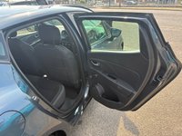 USED 2018 68 RENAULT CLIO 1.5 dCi Play Hatchback 5dr Diesel Manual Euro 6 (s/s) (90 ps) 2 STAMP SERVICE HISTORY* 2 OWNERS FROM NEW* CRUISE CONTROL* AUTO START / STOP* ECO MODE* AIR CON* BLUETOOTH PHONE AND AUDIO* DAB* USB* AUX* REMOTE CENTRAL LOCKING WITH 2 KEYS