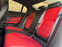 USED 2018 18 JAGUAR XE 2.0i R-Sport Saloon 4dr Petrol Auto Euro 6 (s/s) (250 ps) *AUTOMATIC*ULTRA LOW MILES*