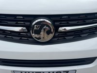USED 2021 71 VAUXHALL VIVARO LIFE 2.0 Turbo D Elite M MPV 5dr Diesel Auto SWB Euro 6 (s/s) (8 Seat) (180 ps) PAN ROOF+LEATHER+8 SEATS+FSH