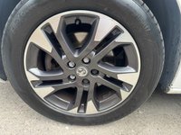 USED 2021 71 VAUXHALL VIVARO LIFE 2.0 Turbo D Elite M MPV 5dr Diesel Auto SWB Euro 6 (s/s) (8 Seat) (180 ps) PAN ROOF+LEATHER+8 SEATS+FSH
