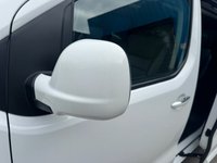 USED 2021 71 VAUXHALL VIVARO LIFE 2.0 Turbo D Elite M MPV 5dr Diesel Auto SWB Euro 6 (s/s) (8 Seat) (180 ps) PAN ROOF+LEATHER+8 SEATS+FSH