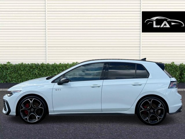 View our VOLKSWAGEN GOLF