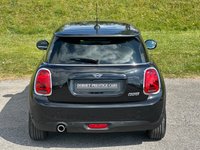 USED 2018 68 MINI HATCH 1.5 Cooper Classic Hatchback 3dr Petrol Steptronic Euro 6 (s/s) (136 ps) Rear Parking Camera, Sat Navi