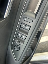 USED 2019 19 PEUGEOT 3008 1.2 PureTech Allure SUV 5dr Petrol Manual Euro 6 (s/s) (130 ps) 