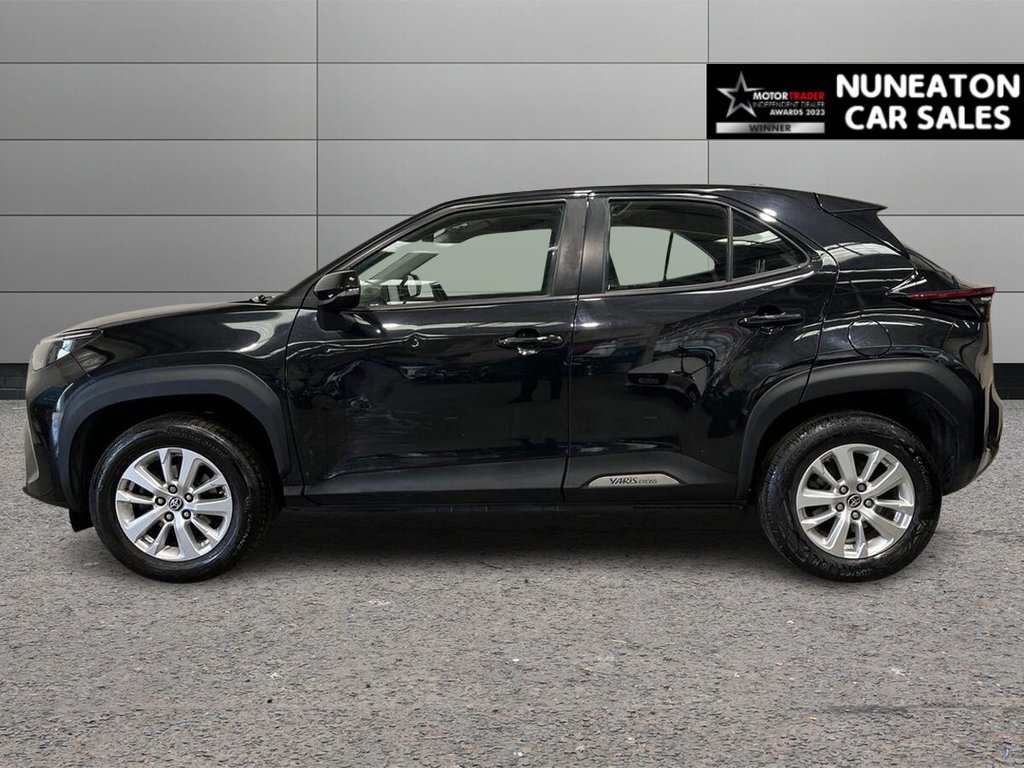 USED 2023 23 TOYOTA YARIS CROSS 1.5 VVT-h Icon SUV 5dr Petrol Hybrid E-CVT Euro 6 (s/s) (116 ps) Miracast