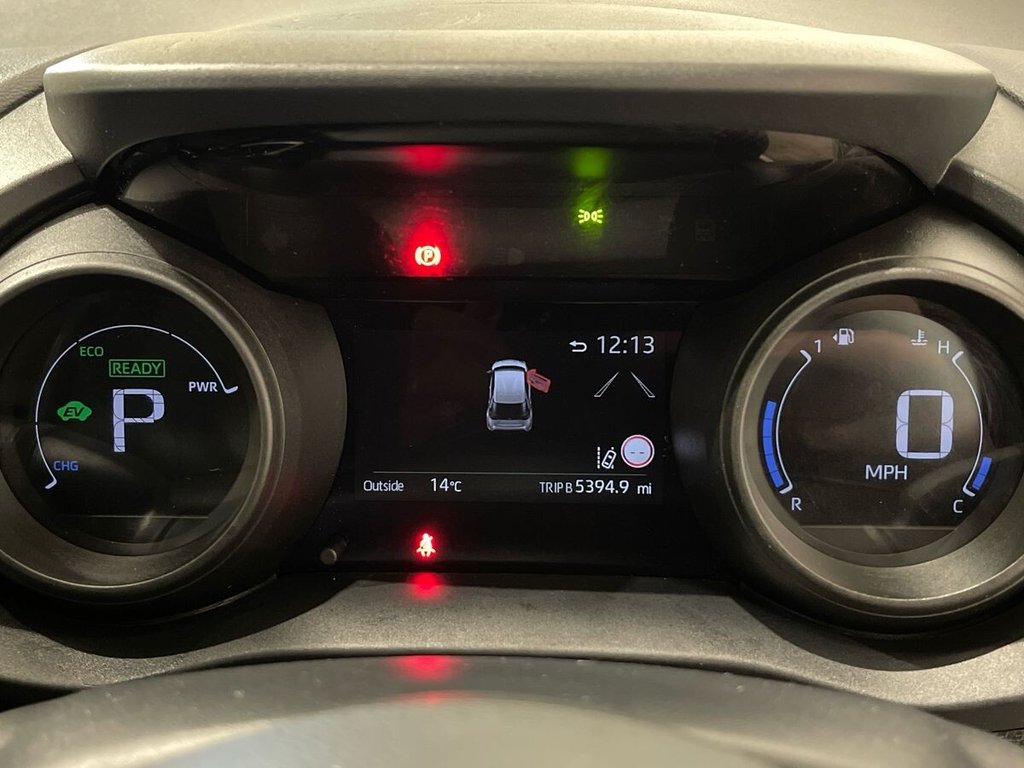 USED 2023 23 TOYOTA YARIS CROSS 1.5 VVT-h Icon SUV 5dr Petrol Hybrid E-CVT Euro 6 (s/s) (116 ps) Miracast