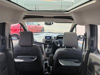 USED 2020 70 FORD TOURNEO CONNECT 1.5 EcoBlue Titanium MPV 5dr Diesel Auto Euro 6 (s/s) (120 ps) AUTOMATIC* PARKING SENSORS* CRUISE CONTROL* PANORAMIC ROOF* AUTO START /. STOP* TRACTION CONTROL* ECO MODE* LANE ASSIST* DUAL CLIMATE CONTROL WITH AIR CON* HEATED SEATS / WINDSCREEN