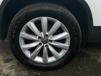 USED 2014 14 VOLKSWAGEN TIGUAN 2.0 TDI BlueMotion Tech Match SUV 5dr Diesel DSG 4WD Euro 5 (s/s) (140 ps) 