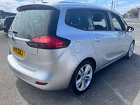USED 2017 17 VAUXHALL ZAFIRA TOURER 1.4i Turbo SRi MPV 5dr Petrol Manual Euro 6 (140 ps) SERVICE HISTORY 9 STAMPS* 7 SEATER* FRONT AND REAR PARKING SENSORS* CRUISE CONTROL* FRONT HEATED SEATS* ROOF RAILS* 6 SPEED* 18 INCH ALLOY WHEELS* FRONT ARM REST* BLUETOOTH* DAB RADIO* TOUCH SCREEN MEDIA SYSTEM*