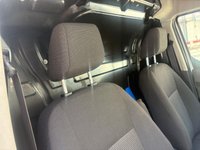 USED 2015 15 FORD TRANSIT CONNECT 1.6 TDCi 240 Panel Van 4dr Diesel Manual L2 H1 (128 g/km, 94 bhp) SIDE LOADIN**ROOF+REAR RACKING