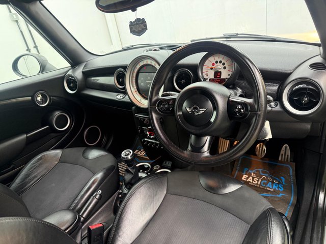 View our MINI CONVERTIBLE