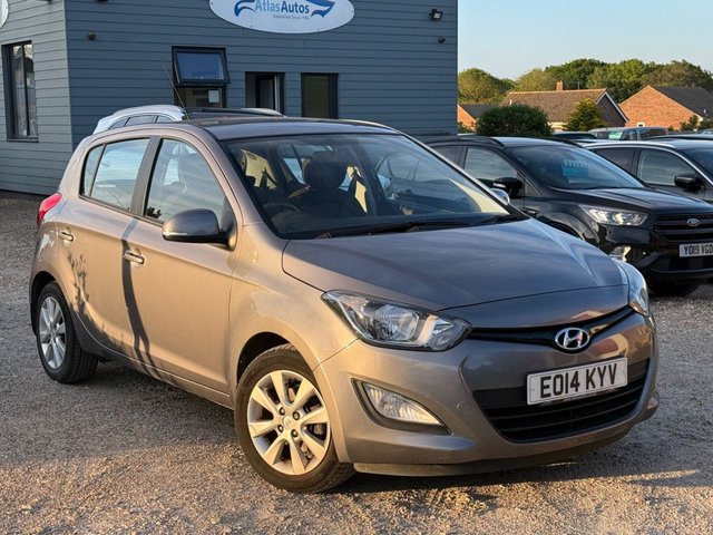 2014 14 HYUNDAI I20 1.4 Active Hatchback 5dr Petrol Auto Euro 5 (100 ps) AUTOMATIC, ONLY 15000 MILES, FULL SERVICE HISTORY (10 STAMPS), UP TO 58 MPG, ULEZ CHARGE EXEMPT, Rear Park Sensors, Air Conditioning