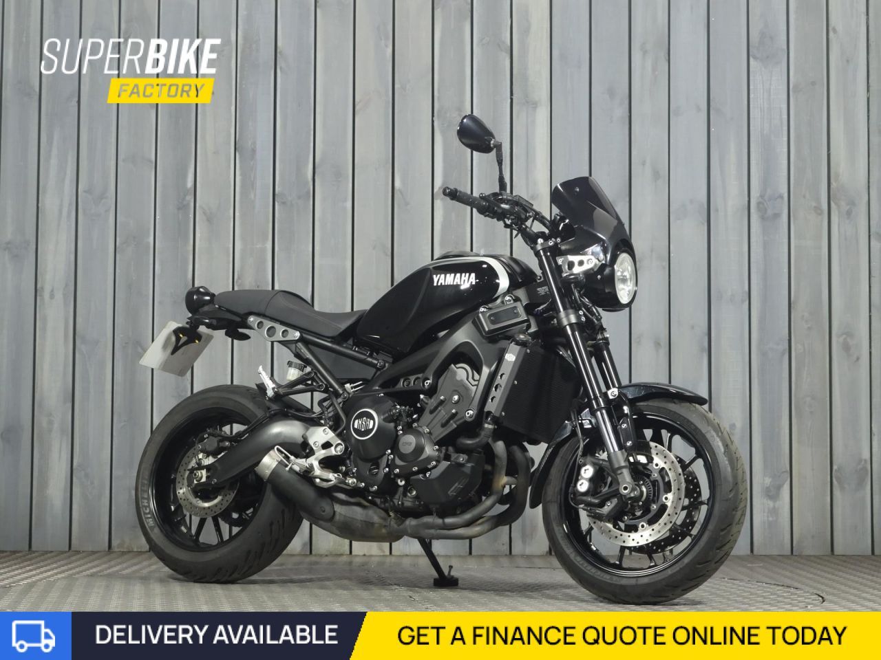 YAMAHA XSR900XSR900