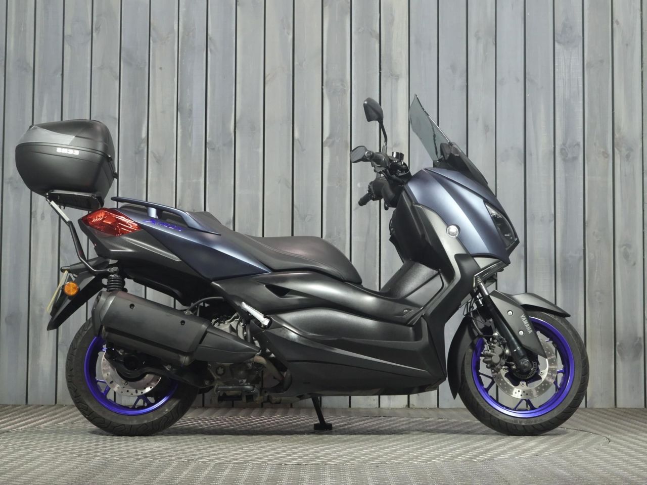 YAMAHA XMAX 300