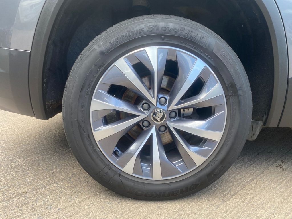 USED 2023 23 SKODA KODIAQ 2.0 TDI SE Drive SUV 5dr Diesel DSG 4WD Euro 6 (s/s) (7 Seat) (150 ps) 1 OWNERS FULL SERVICE HISTORY