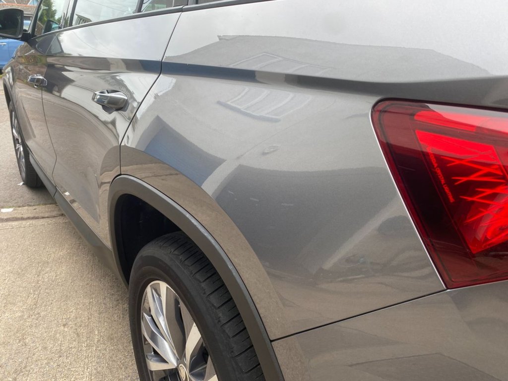 USED 2023 23 SKODA KODIAQ 2.0 TDI SE Drive SUV 5dr Diesel DSG 4WD Euro 6 (s/s) (7 Seat) (150 ps) 1 OWNERS FULL SERVICE HISTORY