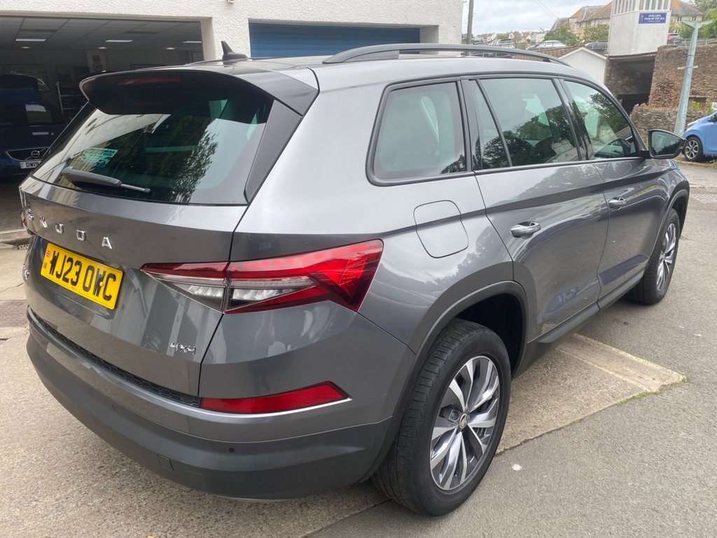 USED 2023 23 SKODA KODIAQ 2.0 TDI SE Drive SUV 5dr Diesel DSG 4WD Euro 6 (s/s) (7 Seat) (150 ps) 1 OWNERS FULL SERVICE HISTORY
