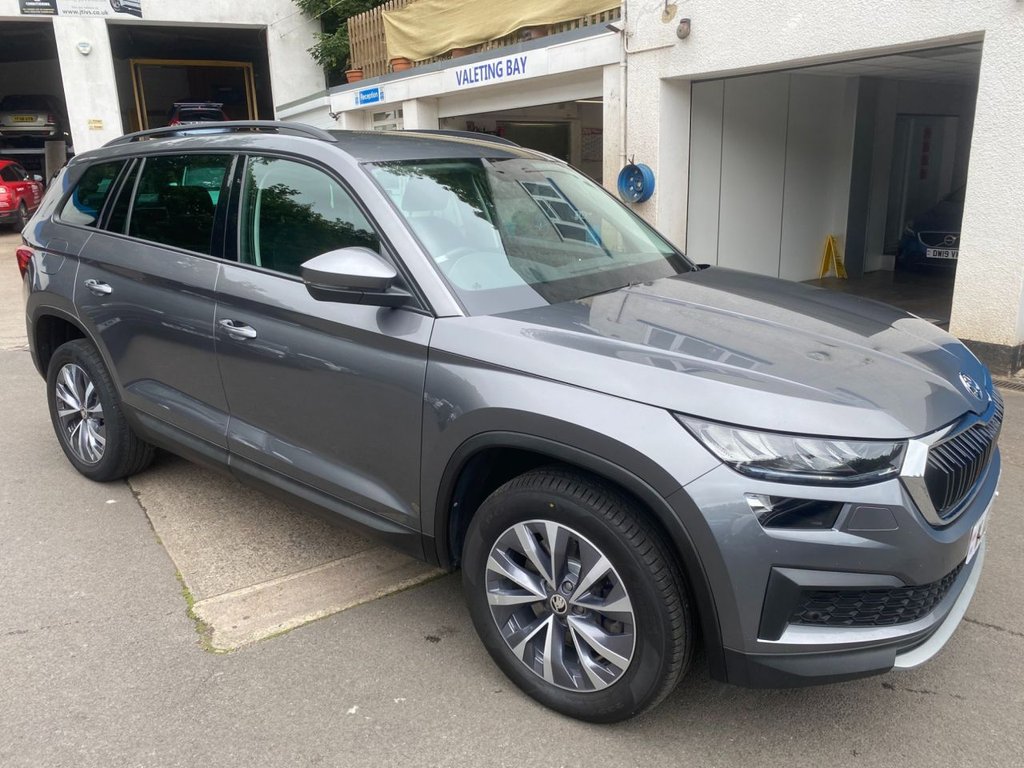 USED 2023 23 SKODA KODIAQ 2.0 TDI SE Drive SUV 5dr Diesel DSG 4WD Euro 6 (s/s) (7 Seat) (150 ps) 1 OWNERS FULL SERVICE HISTORY