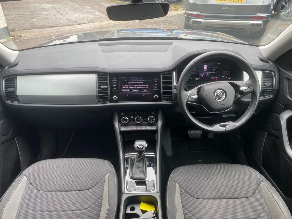 USED 2023 23 SKODA KODIAQ 2.0 TDI SE Drive SUV 5dr Diesel DSG 4WD Euro 6 (s/s) (7 Seat) (150 ps) 1 OWNERS FULL SERVICE HISTORY