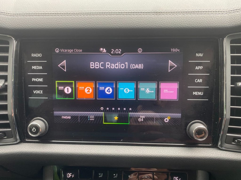 USED 2023 23 SKODA KODIAQ 2.0 TDI SE Drive SUV 5dr Diesel DSG 4WD Euro 6 (s/s) (7 Seat) (150 ps) 1 OWNERS FULL SERVICE HISTORY