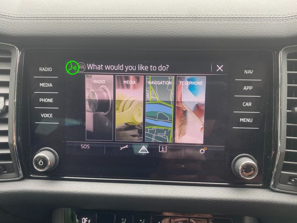 USED 2023 23 SKODA KODIAQ 2.0 TDI SE Drive SUV 5dr Diesel DSG 4WD Euro 6 (s/s) (7 Seat) (150 ps) 1 OWNERS FULL SERVICE HISTORY