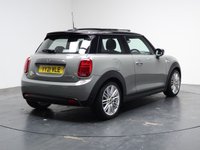 USED 2021 21 MINI Electric Hatch Cooper SE 32.6kWh Level 3 Hatchback 3dr Electric Auto (184 ps) HISTORY+PANROOF+HEAD-UP+1OWNER