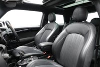 USED 2021 21 MINI Electric Hatch Cooper SE 32.6kWh Level 3 Hatchback 3dr Electric Auto (184 ps) HISTORY+PANROOF+HEAD-UP+1OWNER