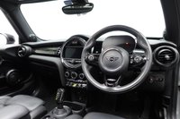 USED 2021 21 MINI Electric Hatch Cooper SE 32.6kWh Level 3 Hatchback 3dr Electric Auto (184 ps) HISTORY+PANROOF+HEAD-UP+1OWNER