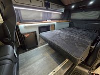 USED 2026 26 VOLKSWAGEN TRANSPORTER T7 2.0 TDI T30 COMMERCE PRO SOUTHLANDS EXECUTIVE 6 SEAT 150 BHP DSG SWB 6 SEATER + SLIDING REAR BED