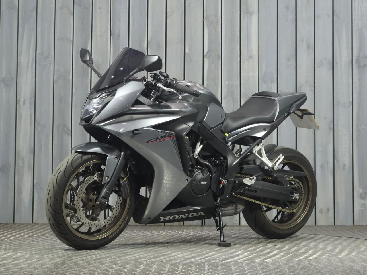 HONDA CBR650F