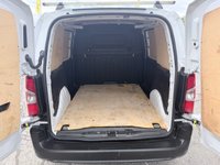 USED 2023 72 TOYOTA PROACE CITY White 1.5 BlueHDi Icon panel van, 86,000 miles, Euro 6, 6-Speed manual, A/C, 8in Touchscreen, Rear Camera, Bluetooth, Cruise. Plus VAT @ 20%! This 2023 Toyota PROACE CITY is a standout choice, having been owned by just one careful keeper. This Icon Short Panel Van SWB Euro 6 (s/s) 5dr model boasts a 1.5L BlueHDi diesel engine and meets Euro 6 emissions standards. It comes with a 3 month warranty and a full 12 months MOT will be provided on purchase. The last service was completed on 31st October 2025 at 75,402 miles. Inside, you'll find manual air conditioning, Bluetooth connectivity, and an 8in multimedia screen compatible with Andro