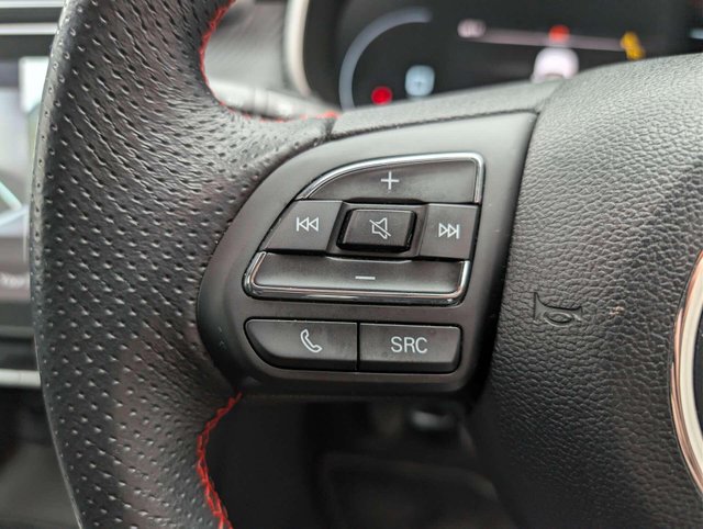 USED 2021 21 MG ZS 1.5 MG ZS Exclusive VTi-Tech 5dr CLICK+COLLECT / HOME DELIVERY