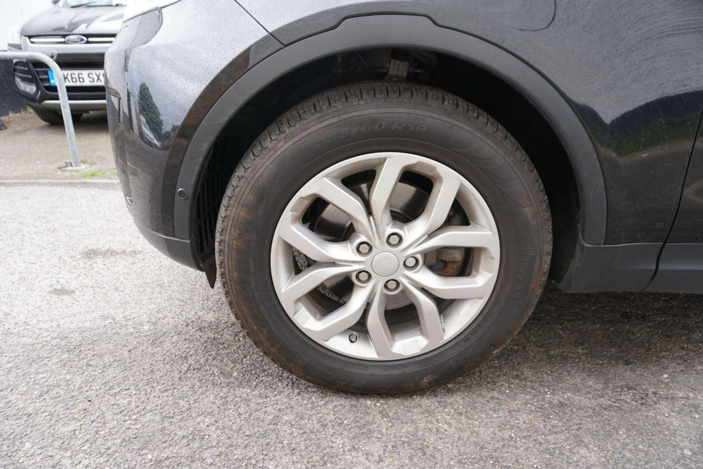 USED 2020 20 LAND ROVER DISCOVERY 2.0 SD4 SE Auto 4WD Euro 6 (s/s) 5dr AUTOMATIC JUST ARRIVED