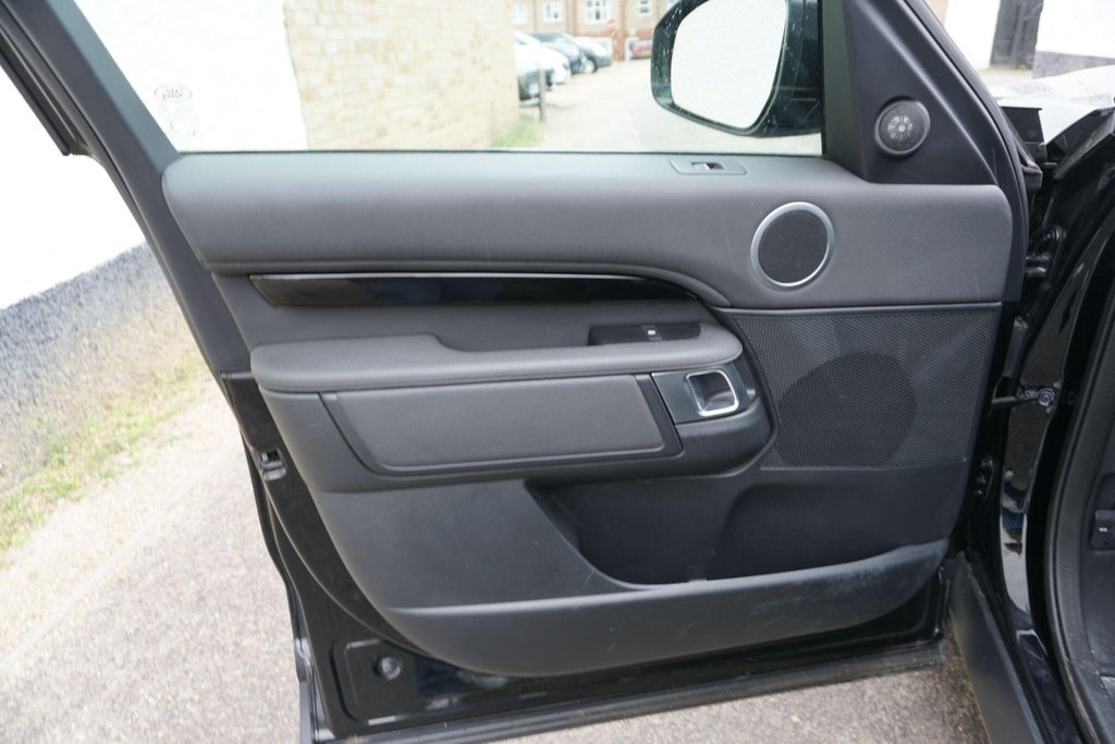 USED 2020 20 LAND ROVER DISCOVERY 2.0 SD4 SE Auto 4WD Euro 6 (s/s) 5dr AUTOMATIC JUST ARRIVED