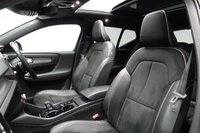 USED 2019 19 VOLVO XC40 2.0 T4 R-Design Pro SUV 5dr Petrol Auto Euro 6 (s/s) (190 ps) DEALER HISTORY+PAN ROOF