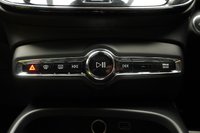 USED 2019 19 VOLVO XC40 2.0 T4 R-Design Pro SUV 5dr Petrol Auto Euro 6 (s/s) (190 ps) DEALER HISTORY+PAN ROOF
