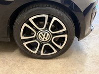 USED 2015 15 VOLKSWAGEN UP! 1.0 High up! Panoramic Hatchback 5 Door Petrol Manual Euro 5 (75 ps) PANORAMIC ROOF HEATED SEATS SAT NAV