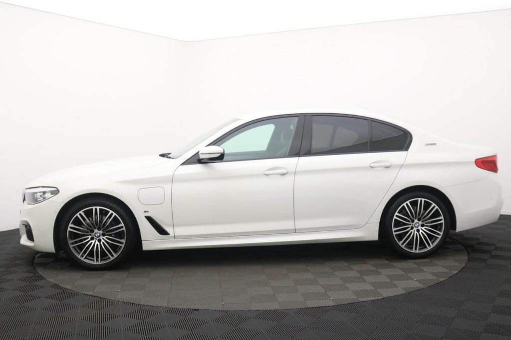 USED 2018 68 BMW 5 SERIES 2.0 530e 9.2kWh M Sport Saloon 4dr Petrol Plug-in Hybrid Auto Euro 6 (s/s) (252 ps) 19" Alloys, Sat Nav, Leather