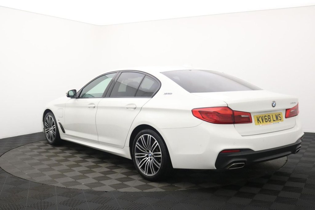 USED 2018 68 BMW 5 SERIES 2.0 530e 9.2kWh M Sport Saloon 4dr Petrol Plug-in Hybrid Auto Euro 6 (s/s) (252 ps) 19" Alloys, Sat Nav, Leather