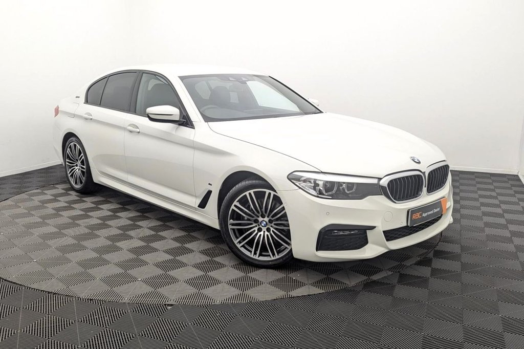 USED 2018 68 BMW 5 SERIES 2.0 530e 9.2kWh M Sport Saloon 4dr Petrol Plug-in Hybrid Auto Euro 6 (s/s) (252 ps) 19" Alloys, Sat Nav, Leather