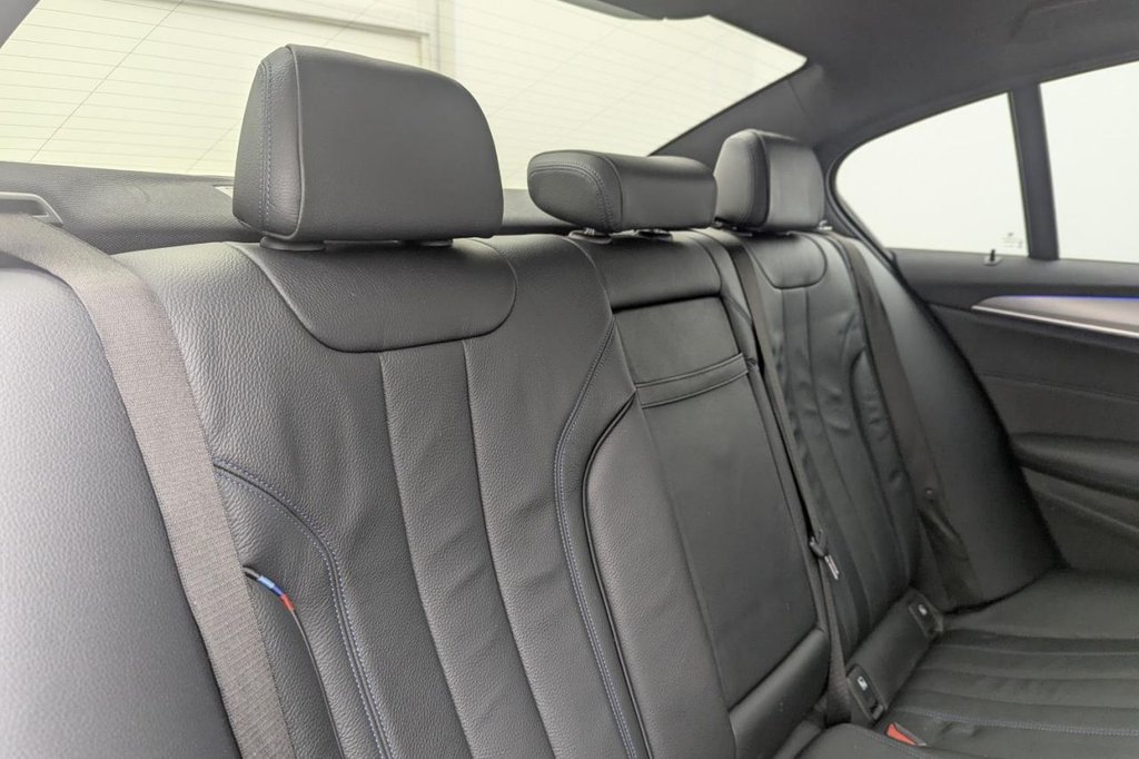 USED 2018 68 BMW 5 SERIES 2.0 530e 9.2kWh M Sport Saloon 4dr Petrol Plug-in Hybrid Auto Euro 6 (s/s) (252 ps) 19" Alloys, Sat Nav, Leather